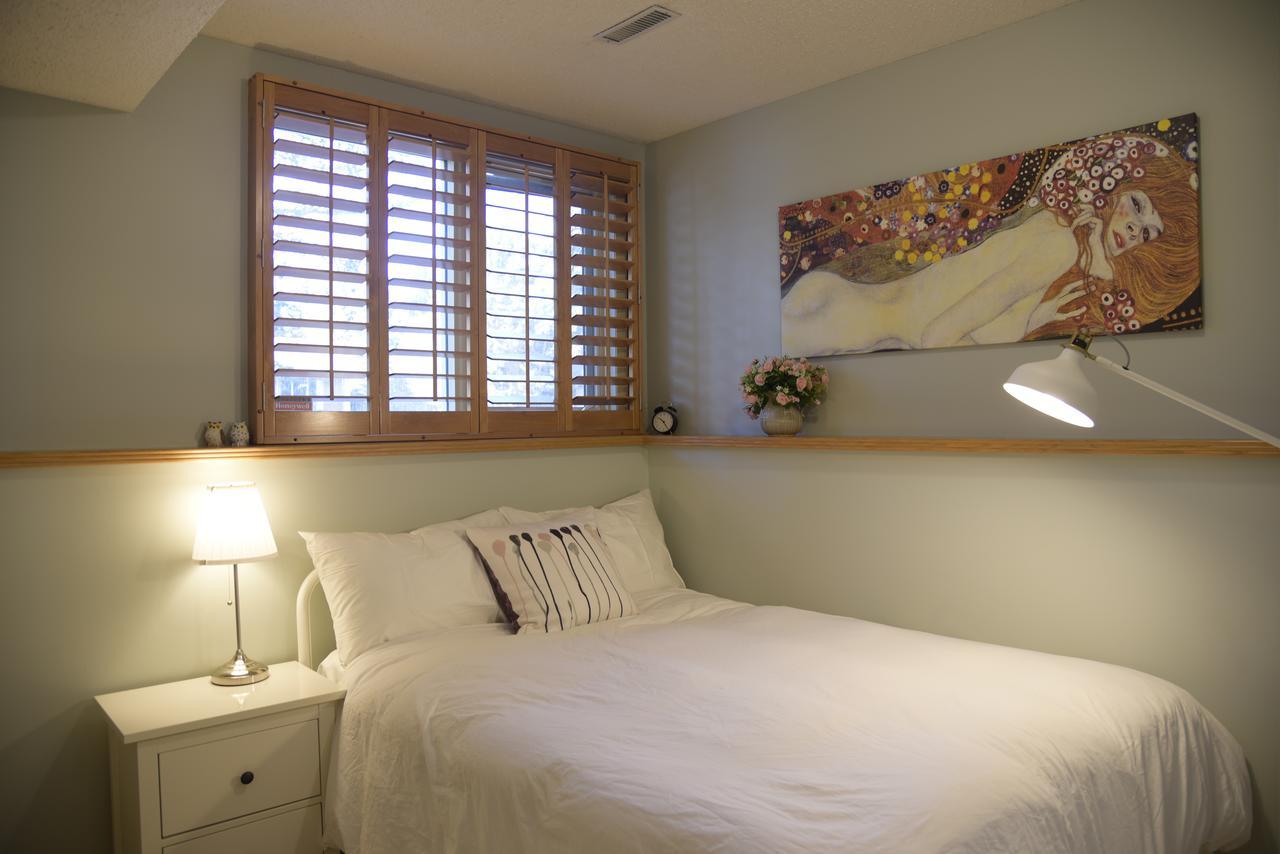 Calgary Cozy Home מראה חיצוני תמונה